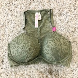 NWT. VICTORIA SECRET. PUSHUP BRA❤️❤️❤️